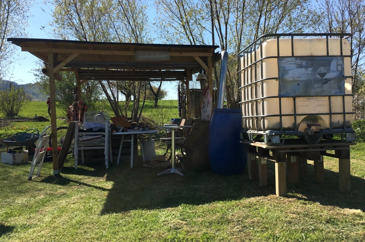 Upcycling: Unterbau 1000-Liter-Container